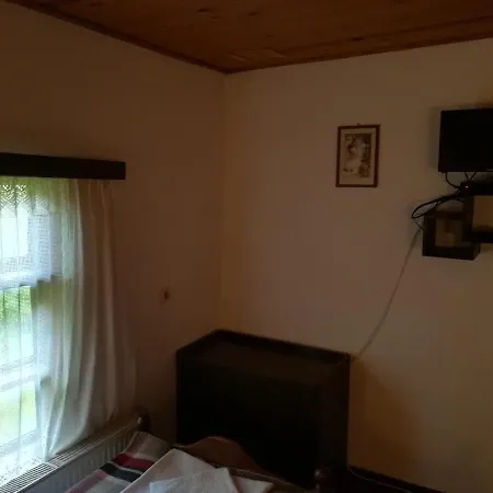 Вила Маришница Pensiune Aprilți